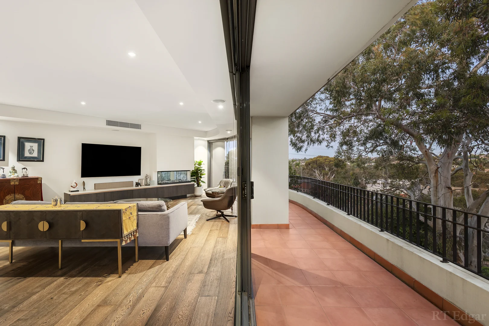 Additional image 9 of Penthouse 9/245 Kooyong Road, Toorak VIC 3142