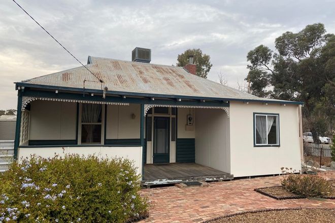 Picture of 22 James Street, KELLERBERRIN WA 6410