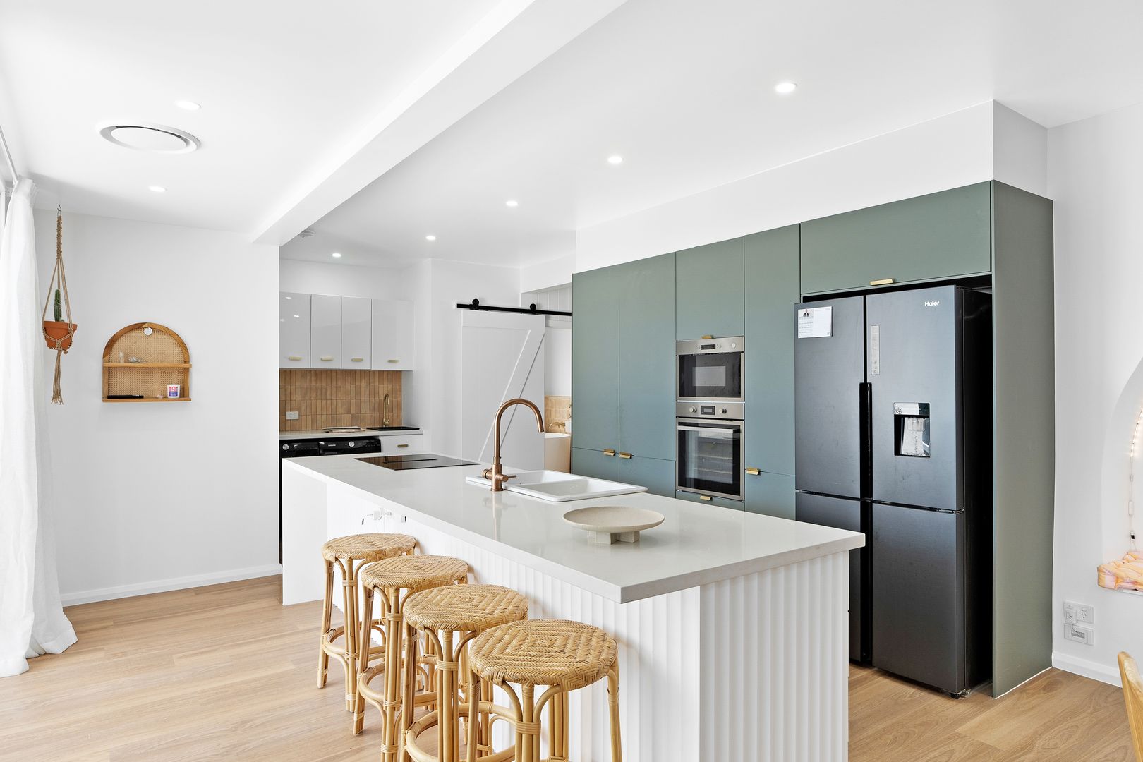 4 Pacific Street, Long Jetty NSW 2261 Domain