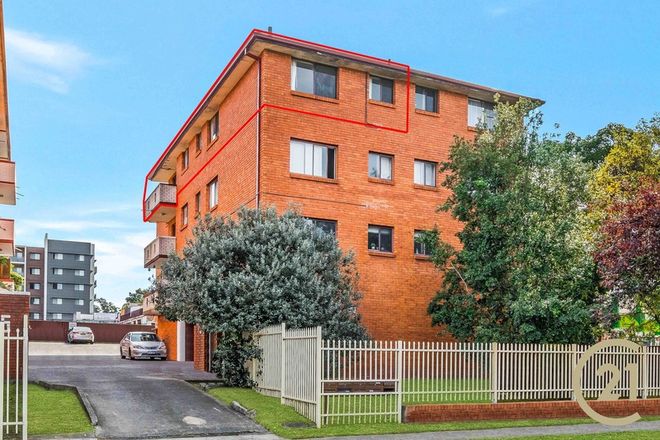 Picture of 8/3 Forbes Street, WARWICK FARM NSW 2170