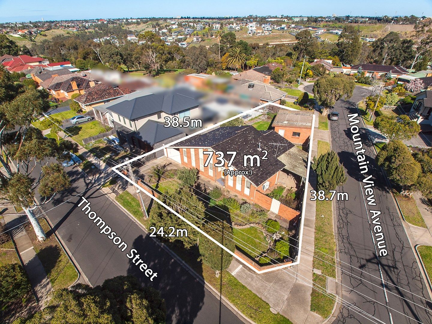 77 Thompson Street, Avondale Heights VIC 3034, Image 0