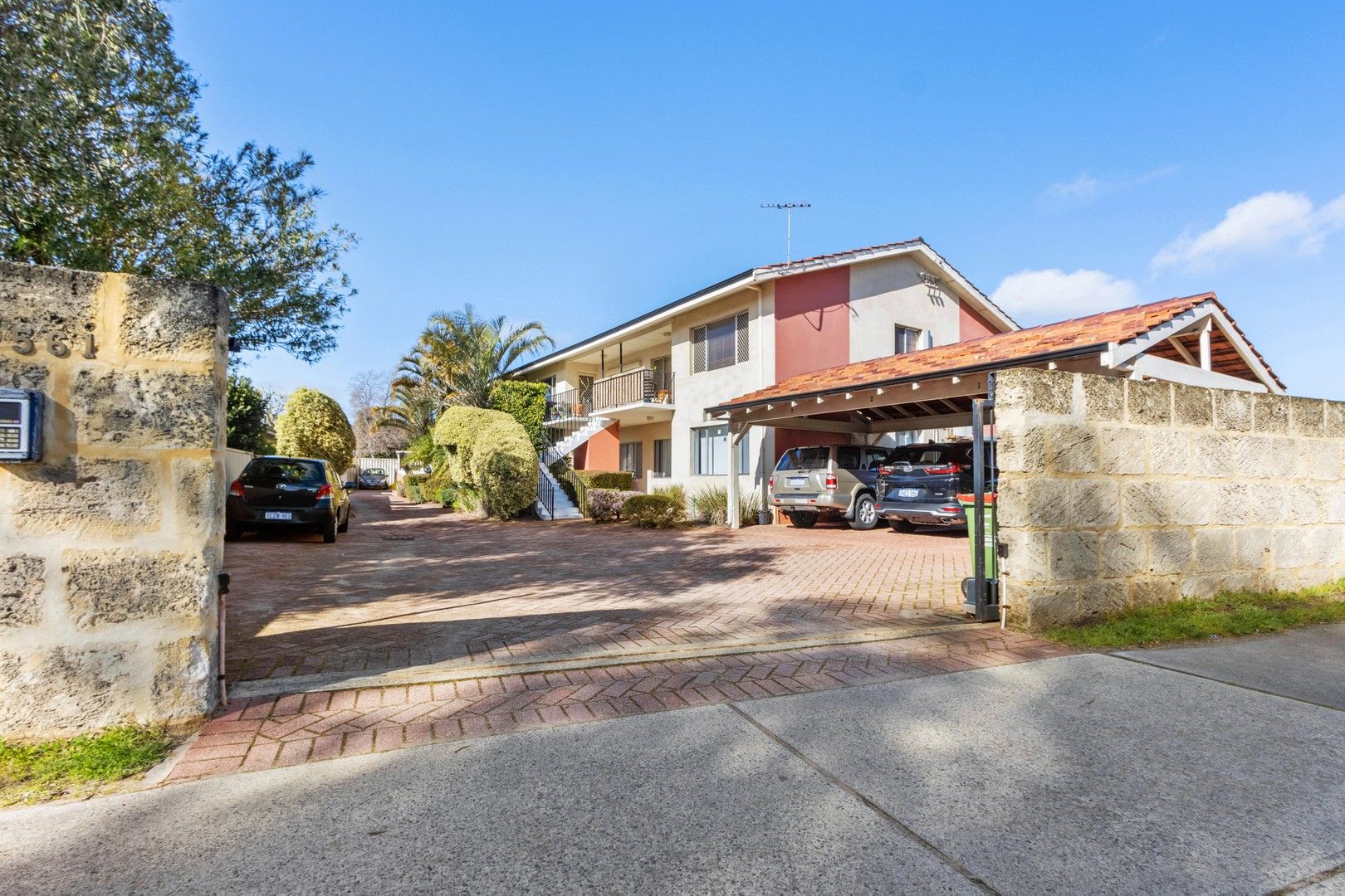 2/561 Canning Highway, Alfred Cove WA 6154, Image 0