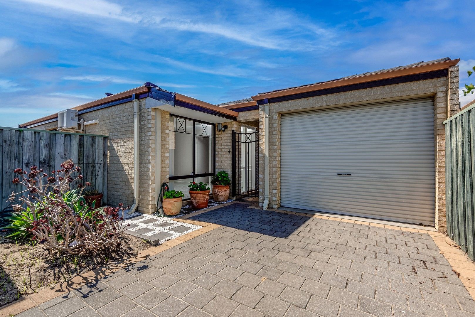 4/33 St Marks Drive, Hillarys WA 6025, Image 0