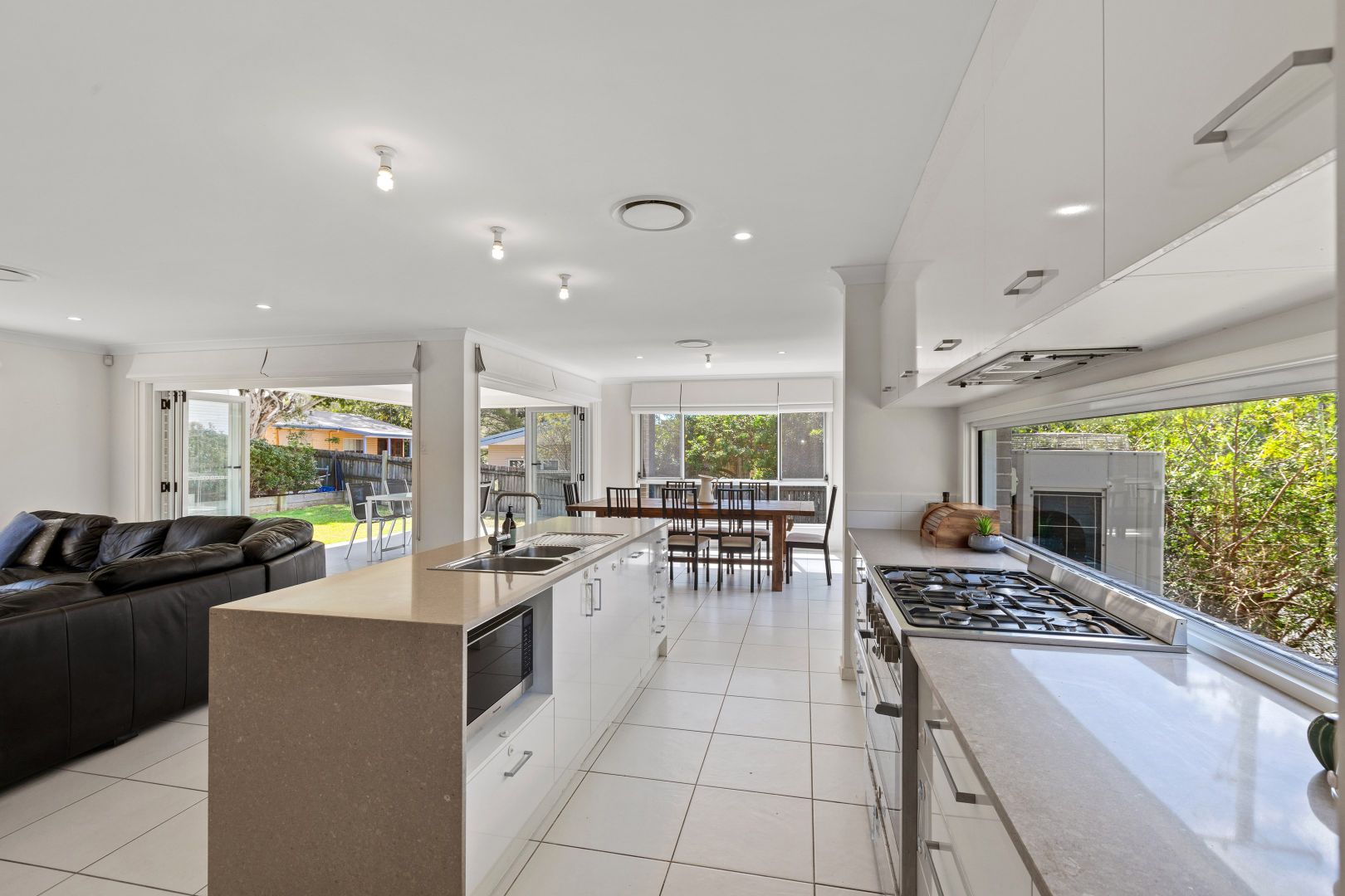 42 David Road, Holland Park QLD 4121, Image 1