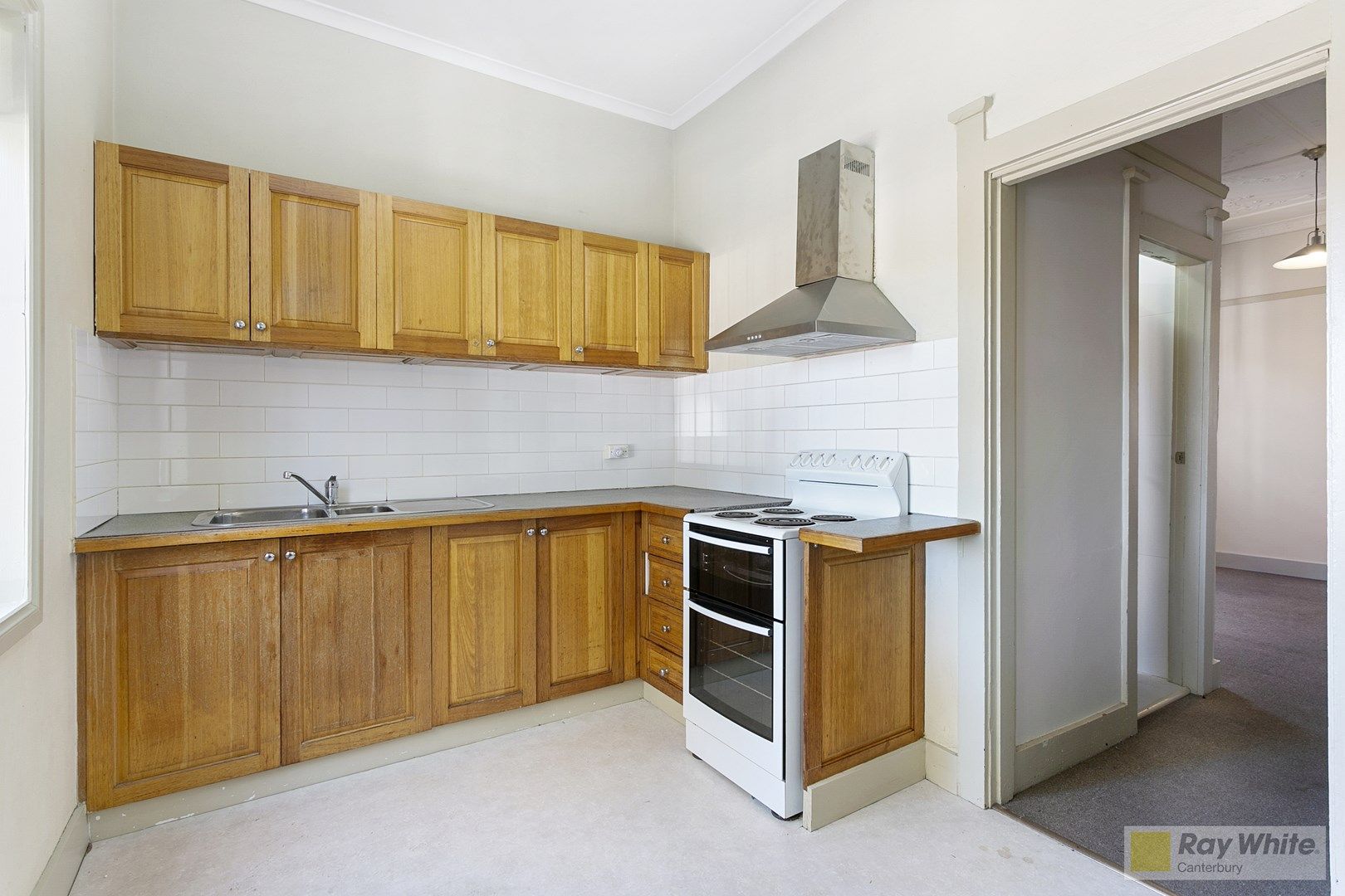 2 bedrooms Apartment / Unit / Flat in 1/396 Forest Road (Entry via Albyn St) BEXLEY NSW, 2207