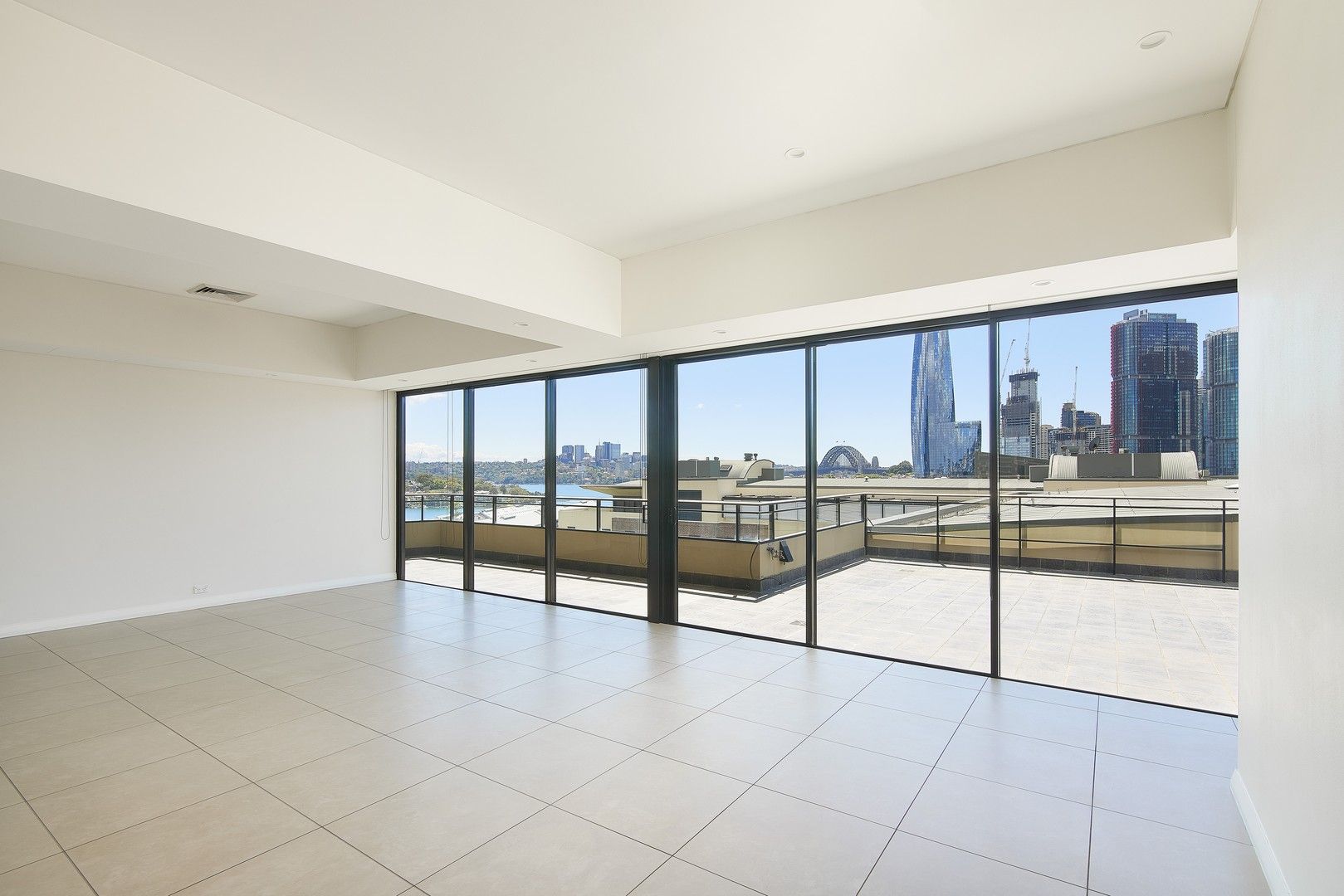 3 bedrooms Apartment / Unit / Flat in D1001/24-26 Point Street PYRMONT NSW, 2009
