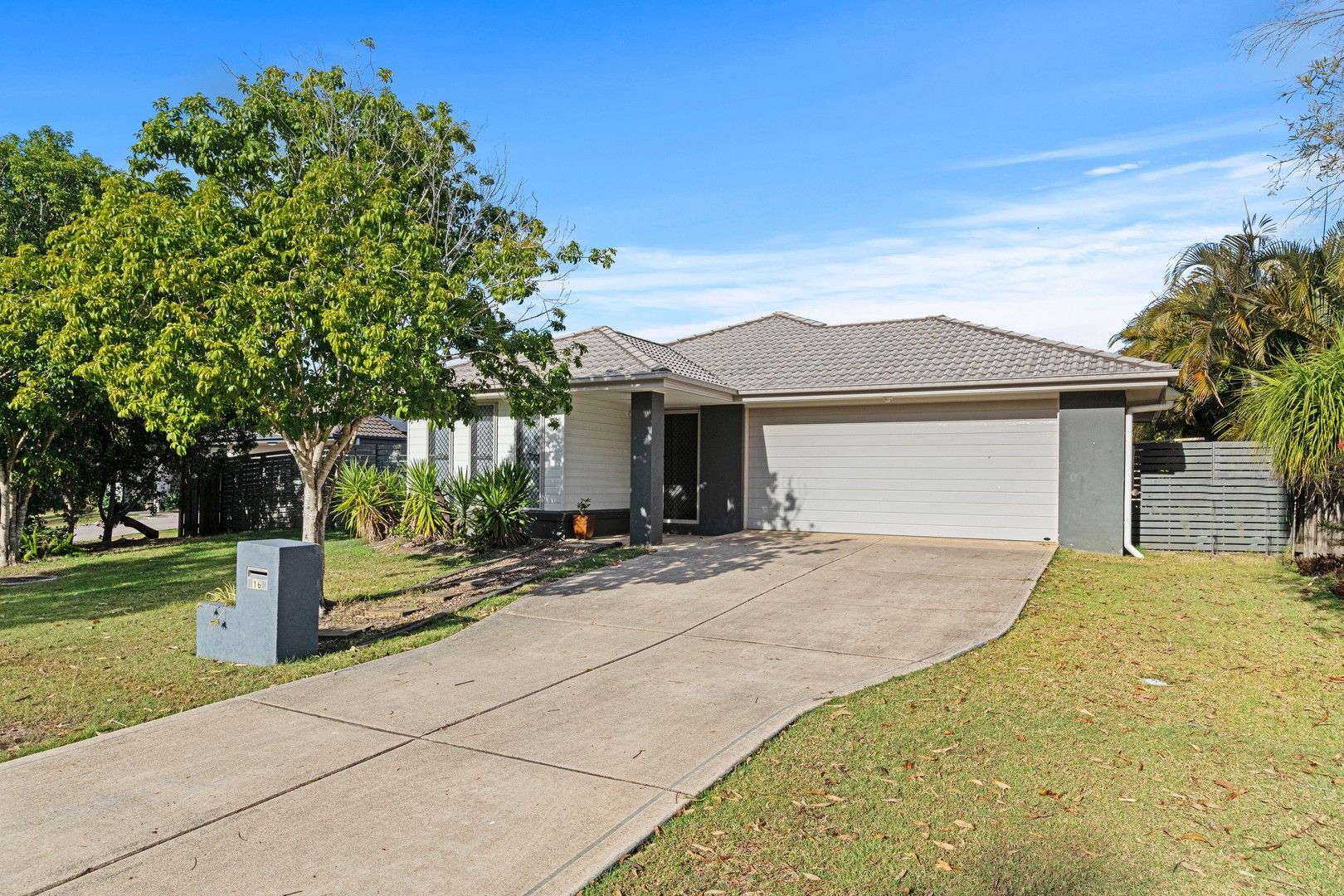 16 Quinn Close, Augustine Heights QLD 4300, Image 0