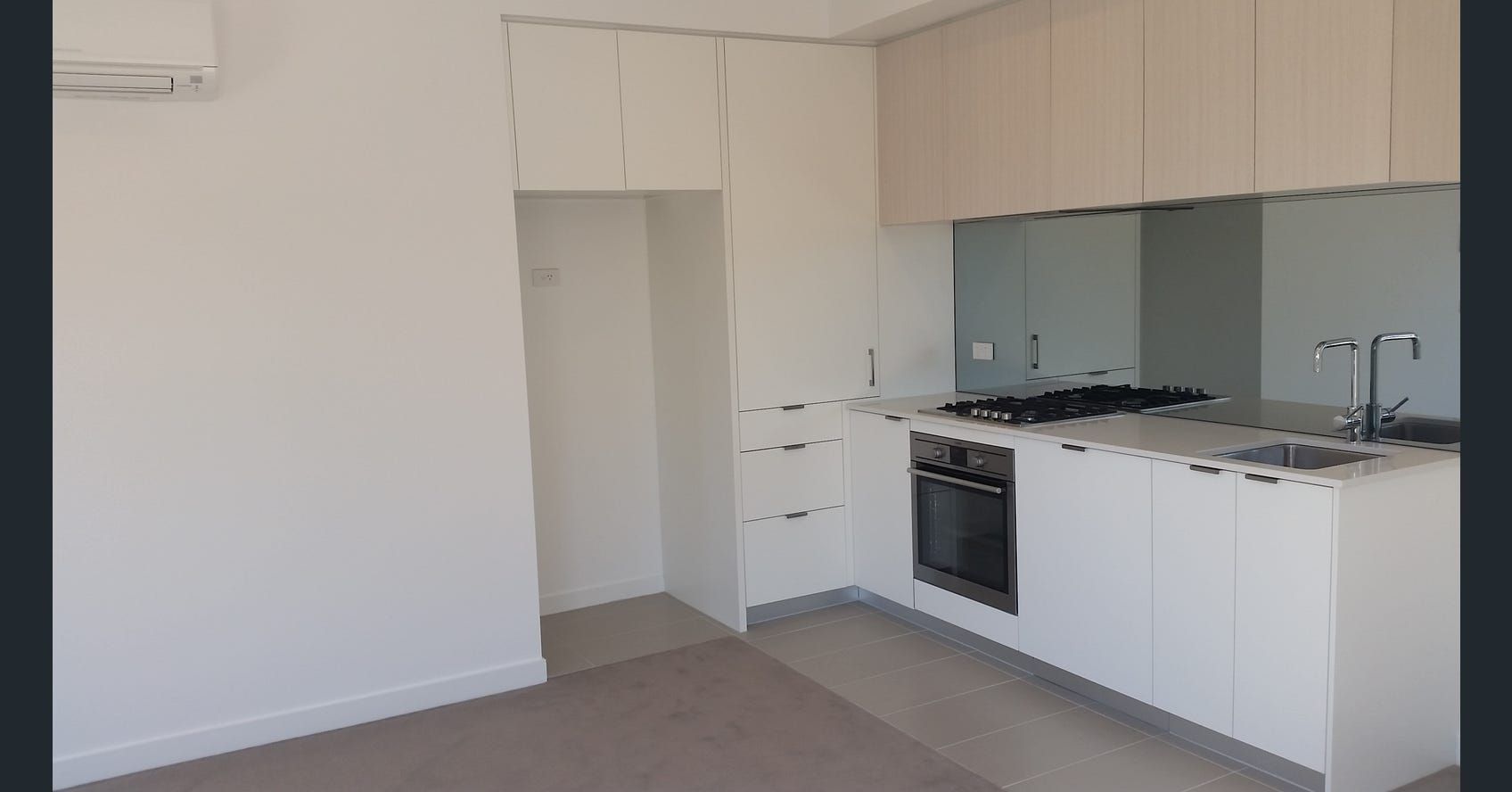 2 bedrooms Apartment / Unit / Flat in 108/303-305 Huntingdale Road CHADSTONE VIC, 3148