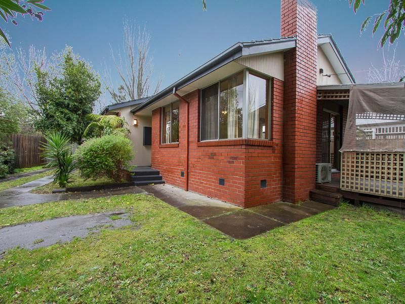 2 Lorraine Street, Frankston VIC 3199