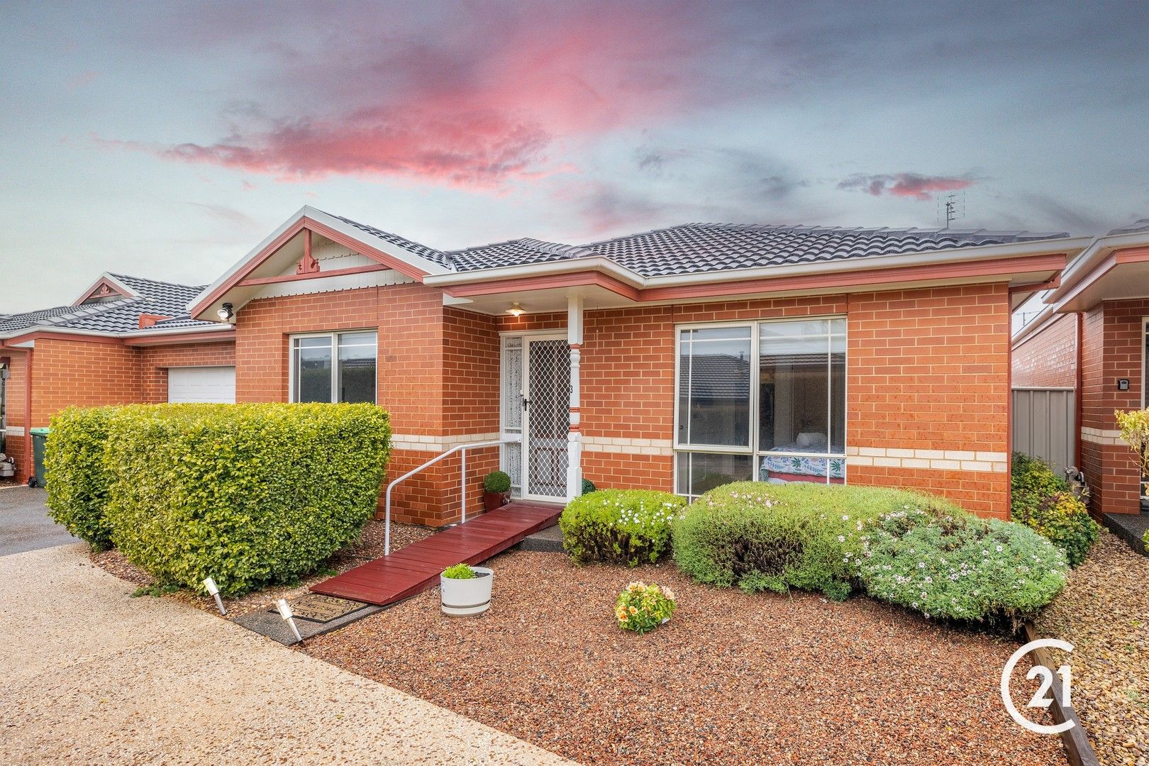 3 bedrooms Apartment / Unit / Flat in 3/2 Lomond Court MOAMA NSW, 2731