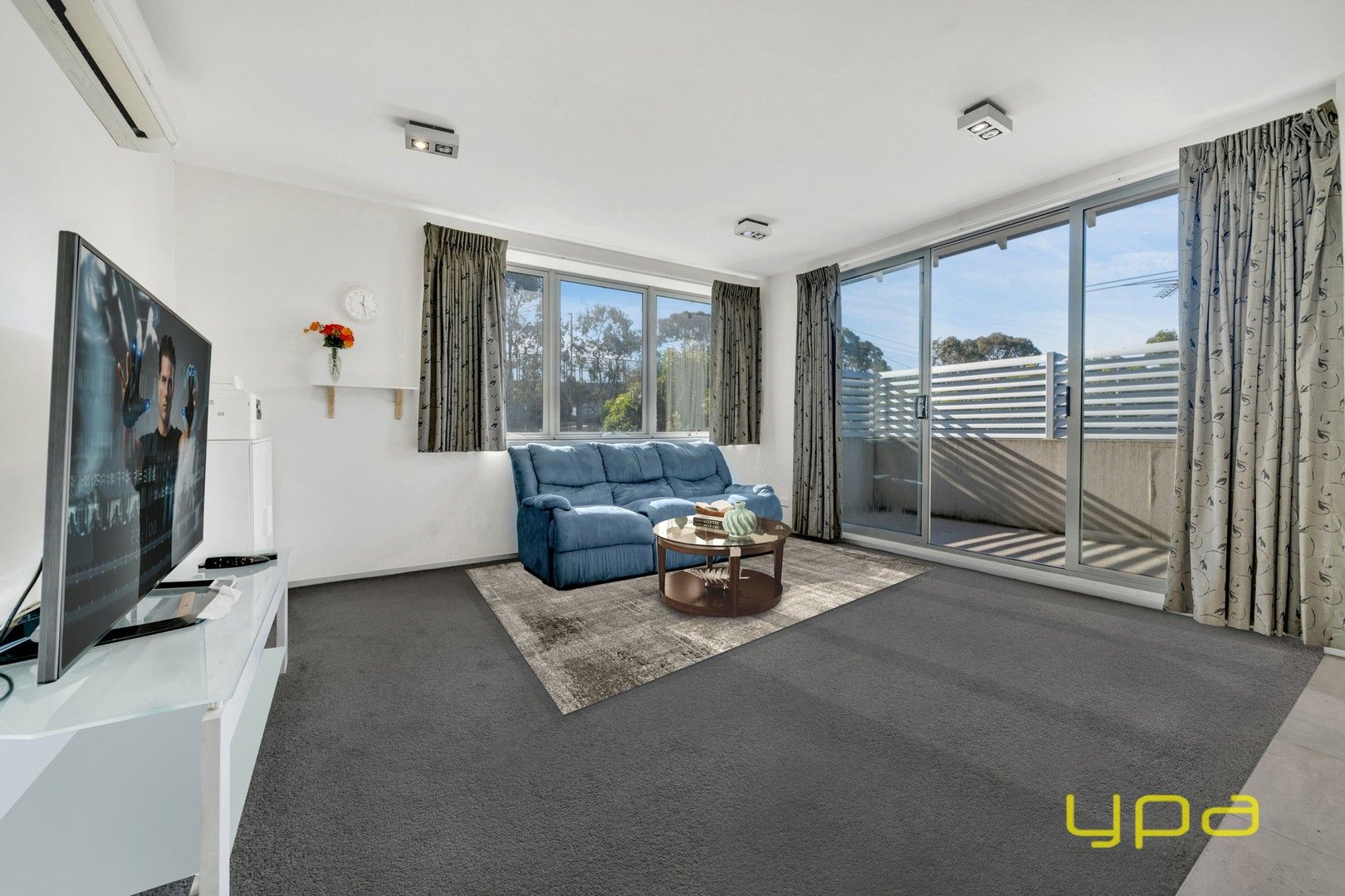 2 bedrooms Apartment / Unit / Flat in 102/24 Bogong Avenue GLEN WAVERLEY VIC, 3150