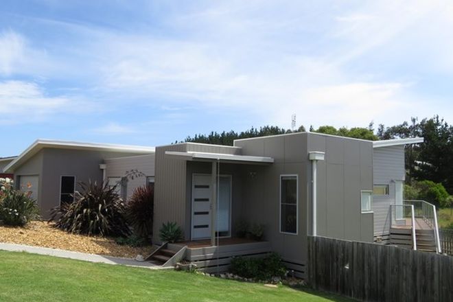 Picture of 9 Warfe Drive, LAKE TYERS BEACH VIC 3909