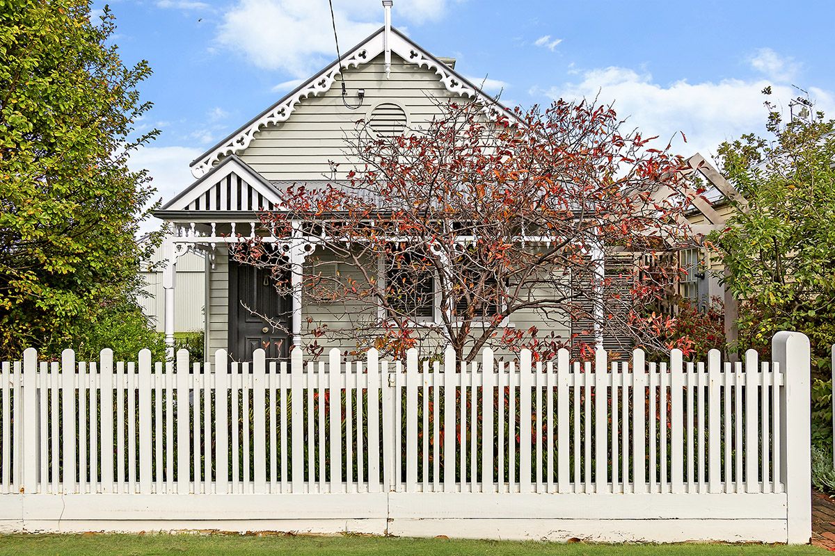 12 BARCLAY STREET, Port Fairy VIC 3284 Domain