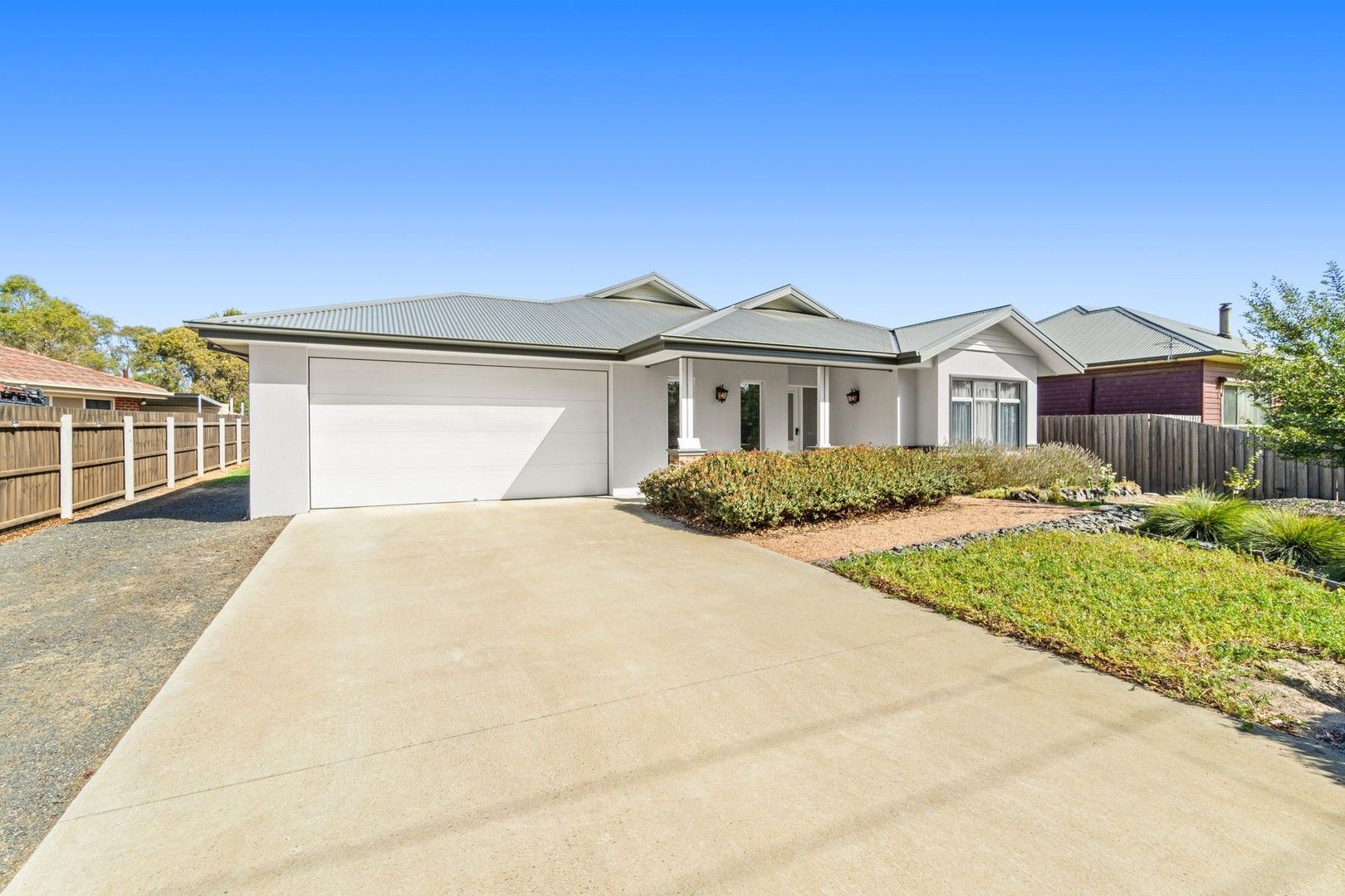 37 Sparks Lane, Toongabbie VIC 3856, Image 0