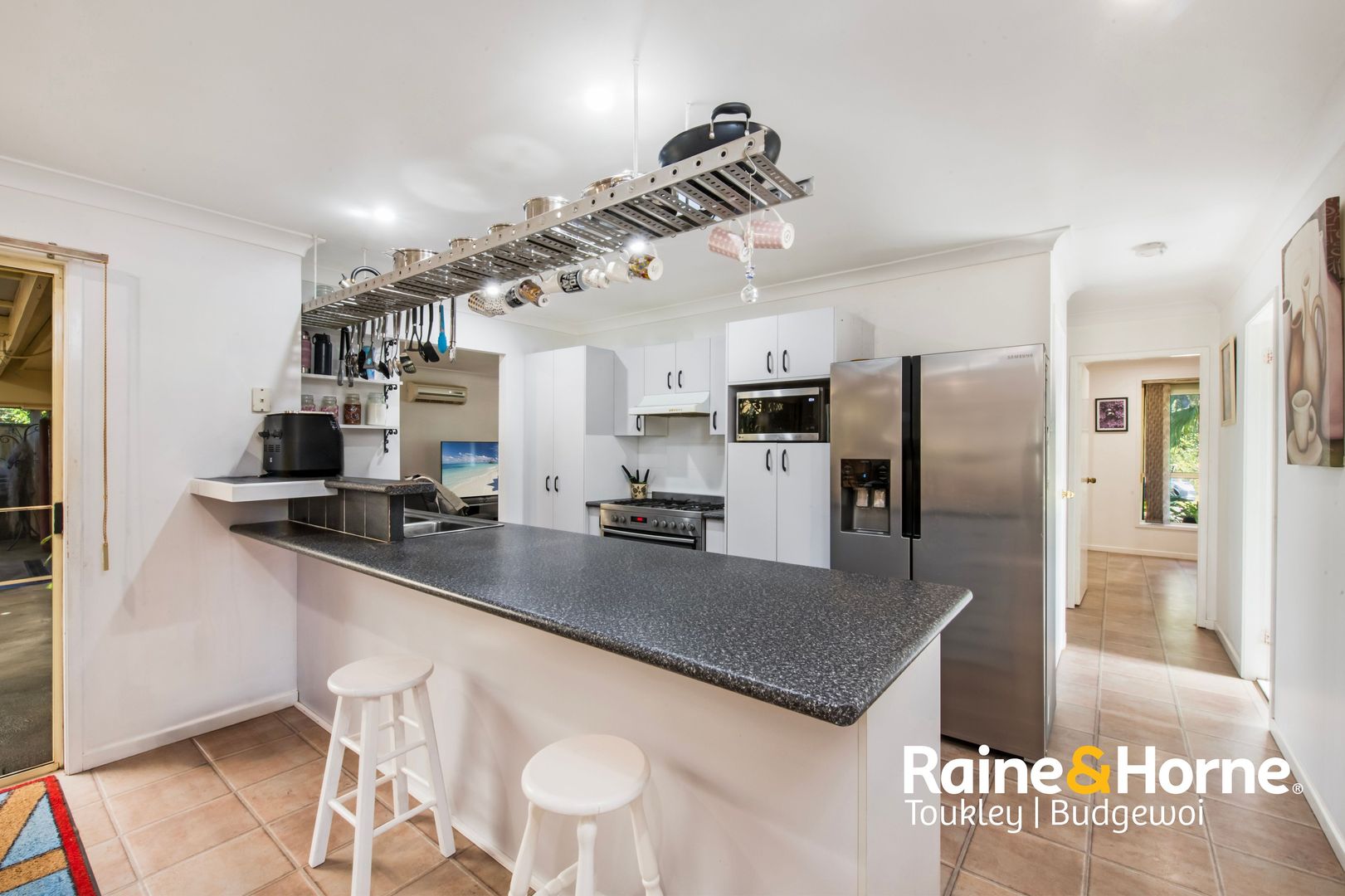 225 Tall Timbers Road, Kingfisher Shores NSW 2259, Image 2