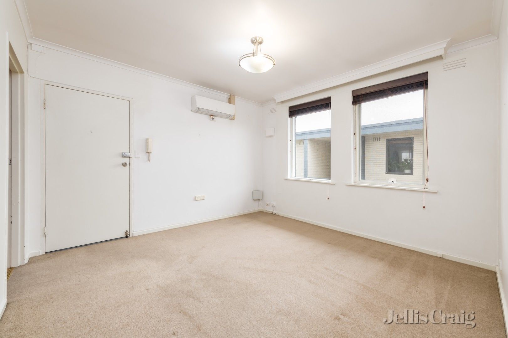 2 bedrooms Apartment / Unit / Flat in 4/44-46 Passfield Street BRUNSWICK WEST VIC, 3055