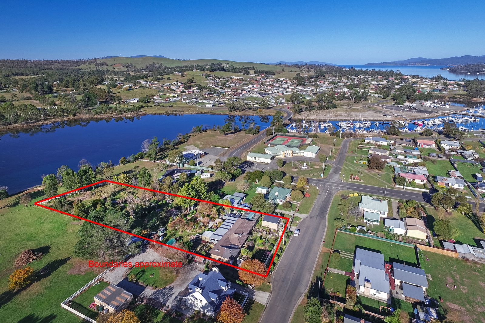 4 Henry Street, Triabunna TAS 7190, Image 2