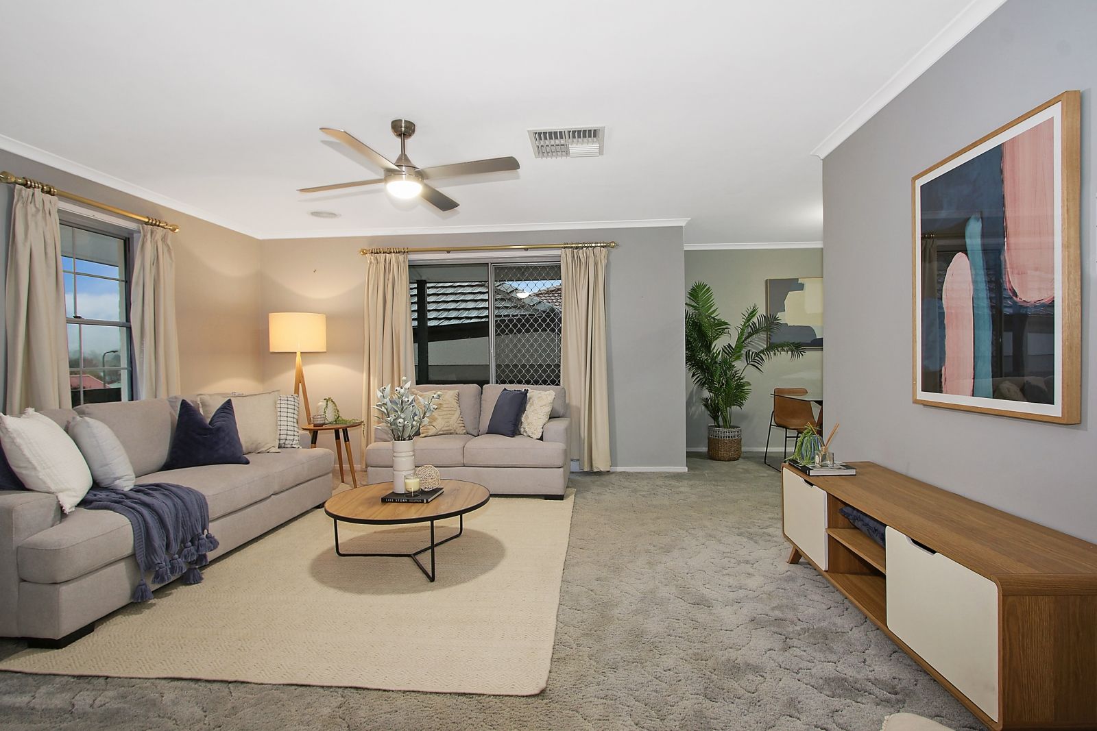 4 bedrooms House in 7 Orchard Way HAMILTON VALLEY NSW, 2641