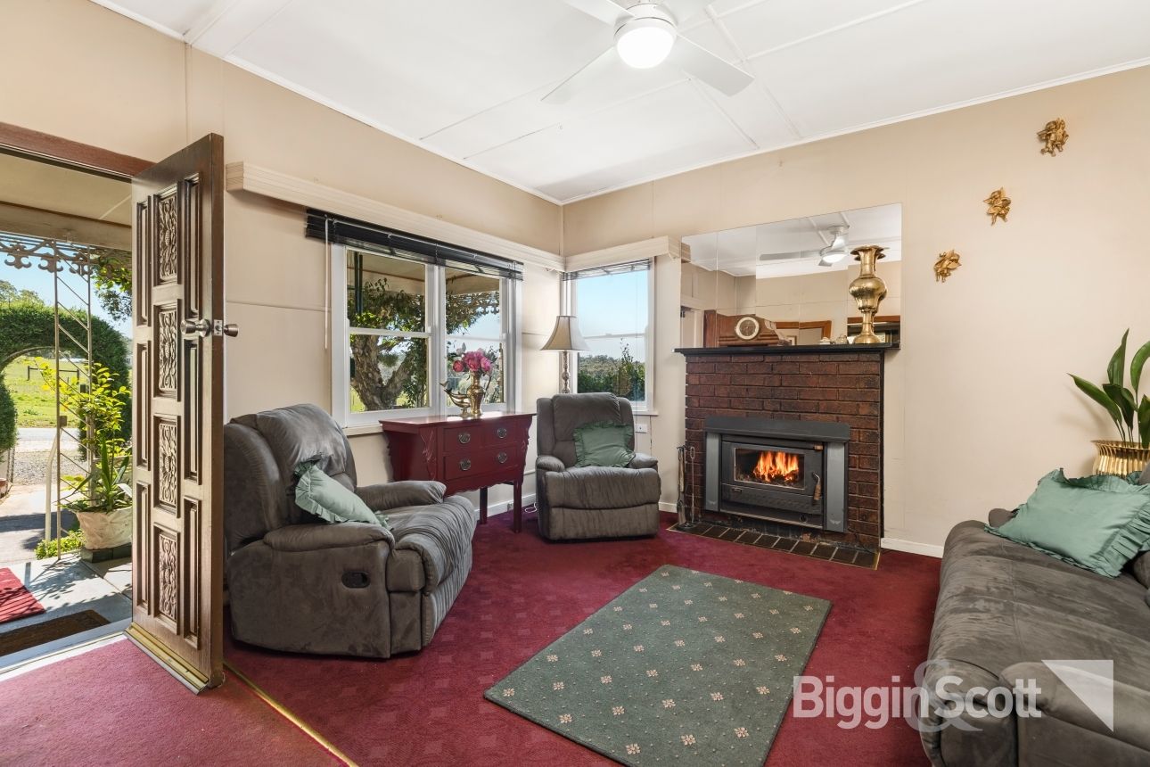 1604 Barkstead Road, Barkstead VIC 3364, Image 2