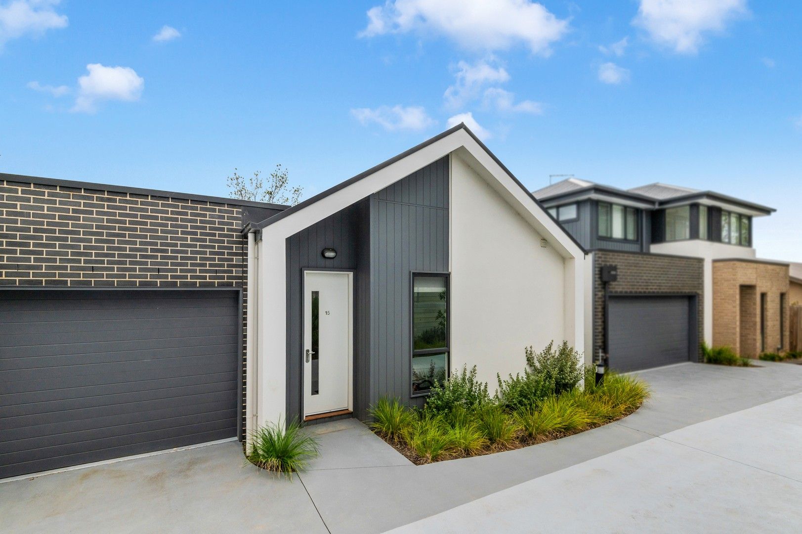 2 bedrooms House in 15 Kepsi Place CROYDON VIC, 3136
