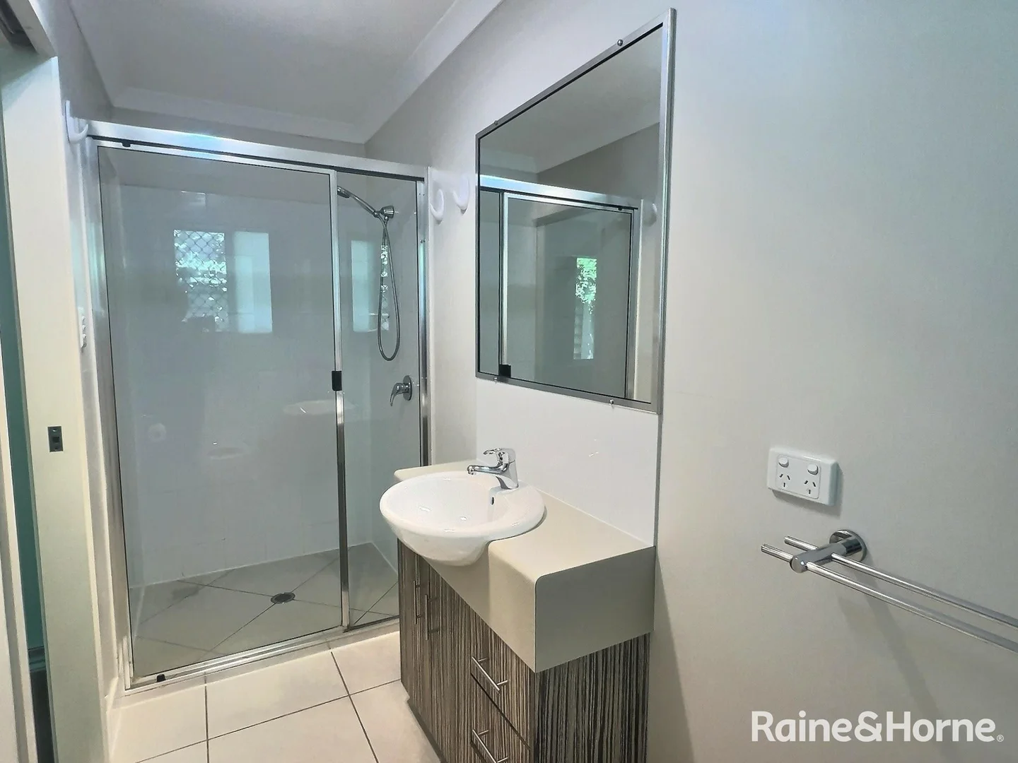 Additional image 8 of 2/41 Bauhinia Street, Boyne Island QLD 4680