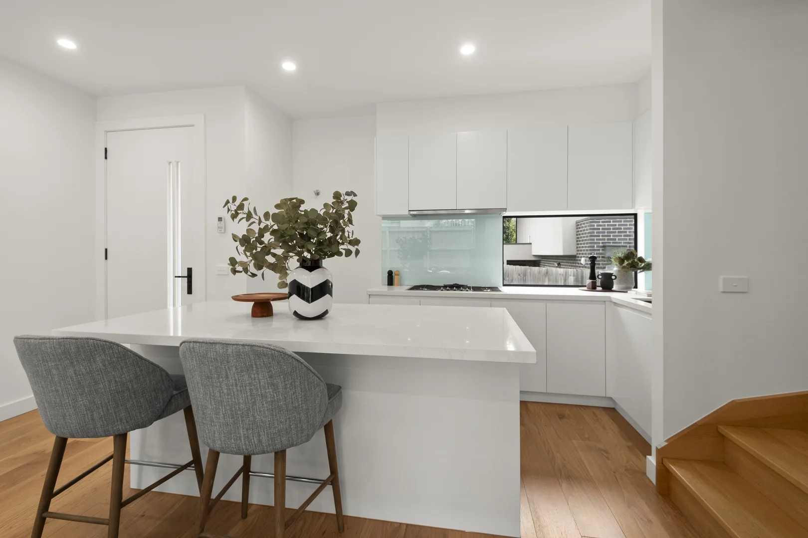 Additional image 3 of 2/337 Doncaster Road, Balwyn North VIC 3104