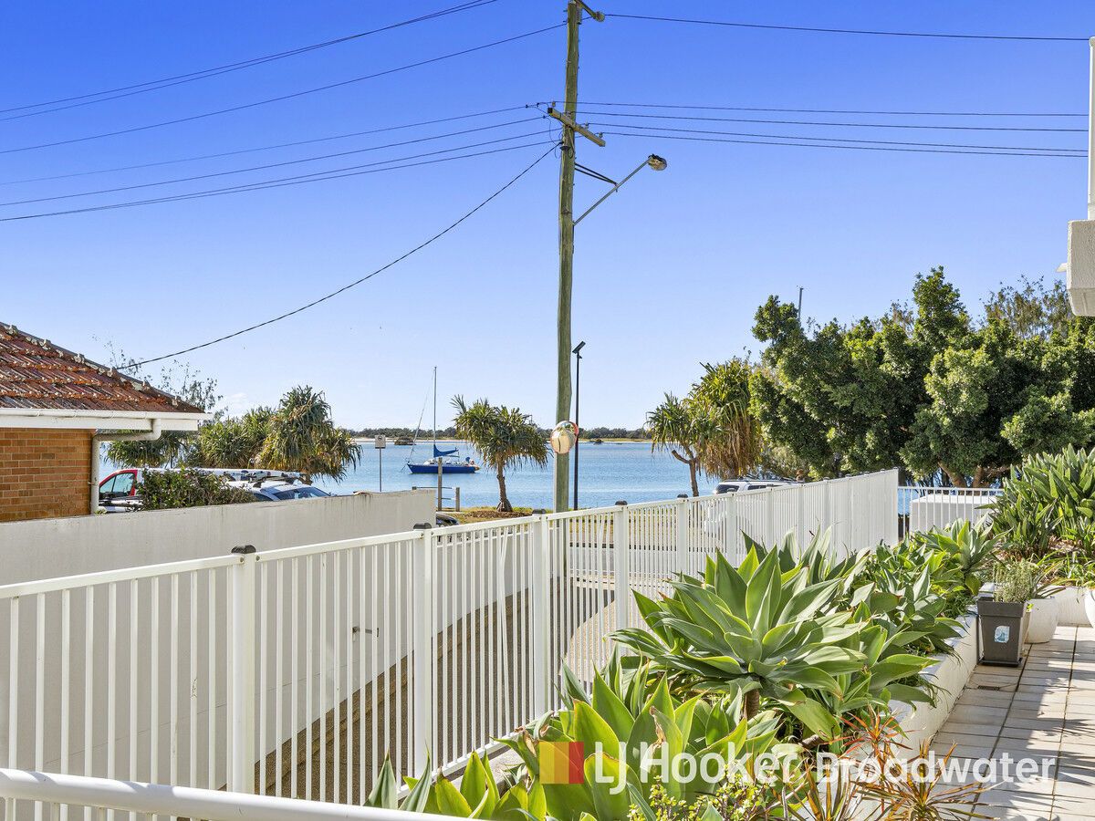 1/242-244 Marine Parade, Labrador QLD 4215, Image 2