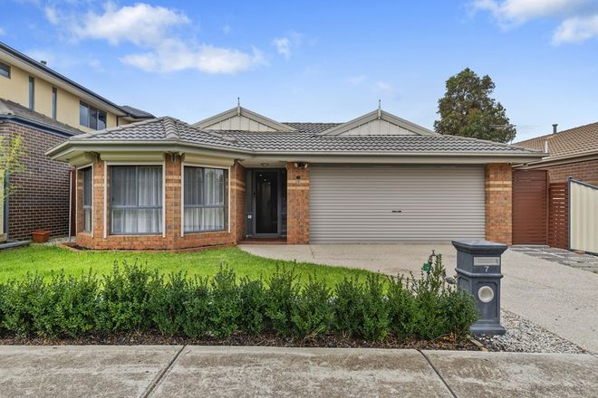 Picture of 7 Muscat Avenue, BURNSIDE HEIGHTS VIC 3023