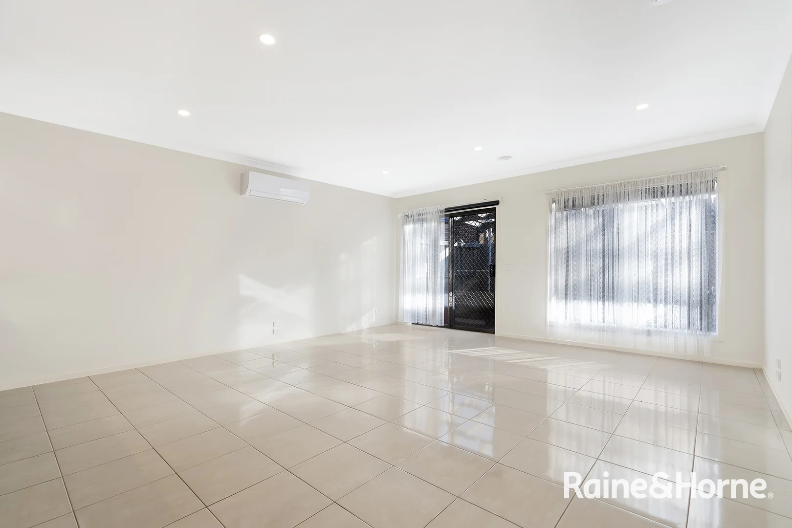 Additional image 2 of 28 Lace Monitor Circuit, Clyde North VIC 3978