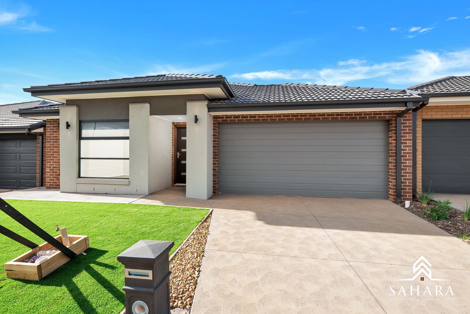 4 bedrooms House in 16 Colosseum Drive COBBLEBANK VIC, 3338