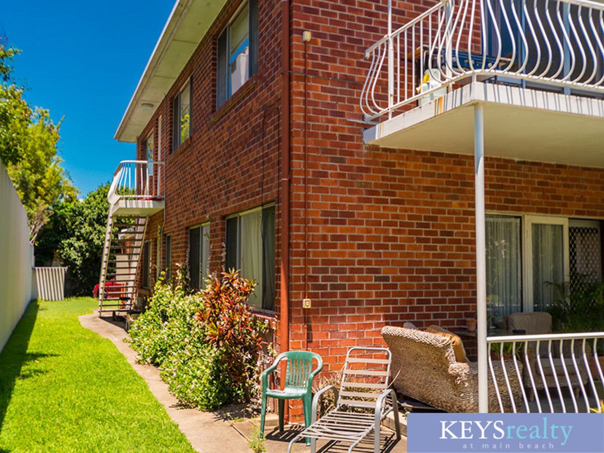 2/58 Woodroffe Avenue, Main Beach QLD 4217, Image 0