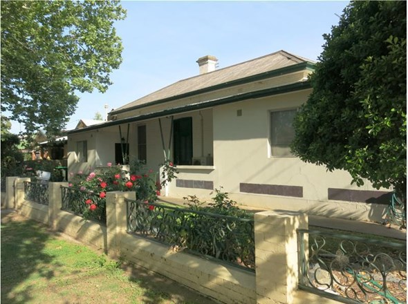 85 Gurwood Street, Wagga Wagga NSW 2650