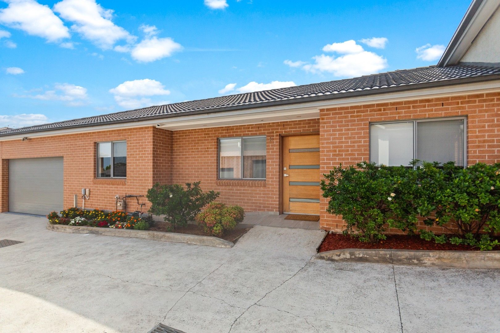 10/2 Curtin Place, Condell Park NSW 2200, Image 0