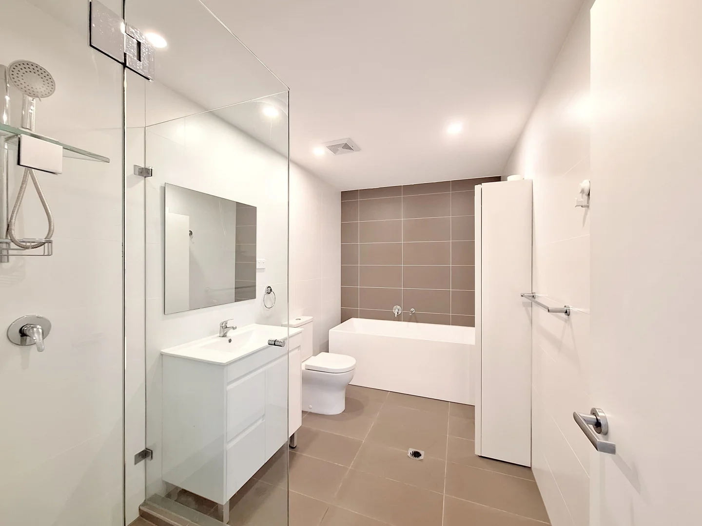 Additional image 6 of 504/2 Mahroot St, Botany NSW 2019