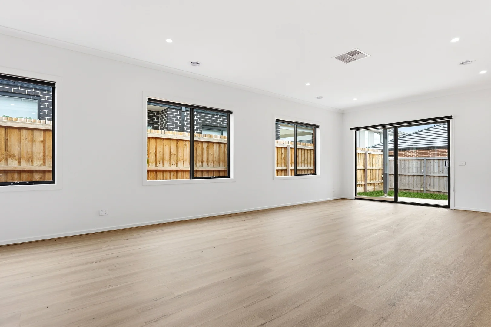 Additional image 2 of 7 Judd Street, Manor Lakes VIC 3024