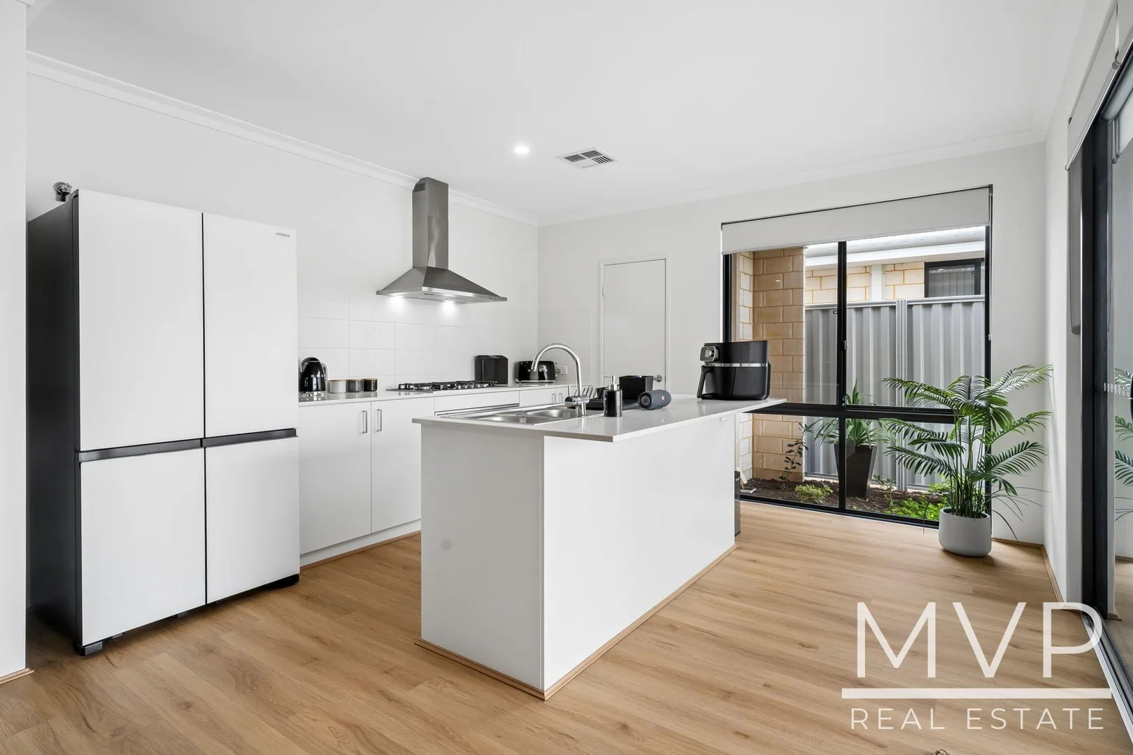 Additional image 11 of 39 Lake Street, Rockingham WA 6168