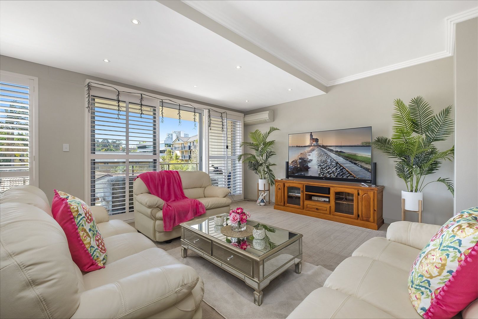 7/5 Sherwin Avenue, Castle Hill NSW 2154, Image 2