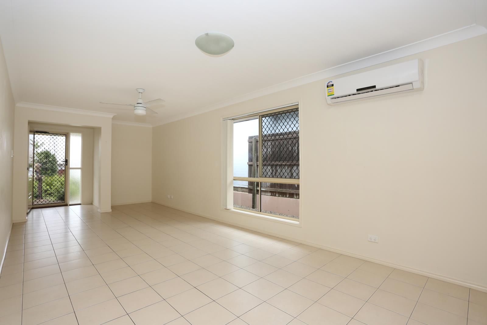 1/11 Bottle Tree Crescent, Mango Hill QLD 4509, Image 2