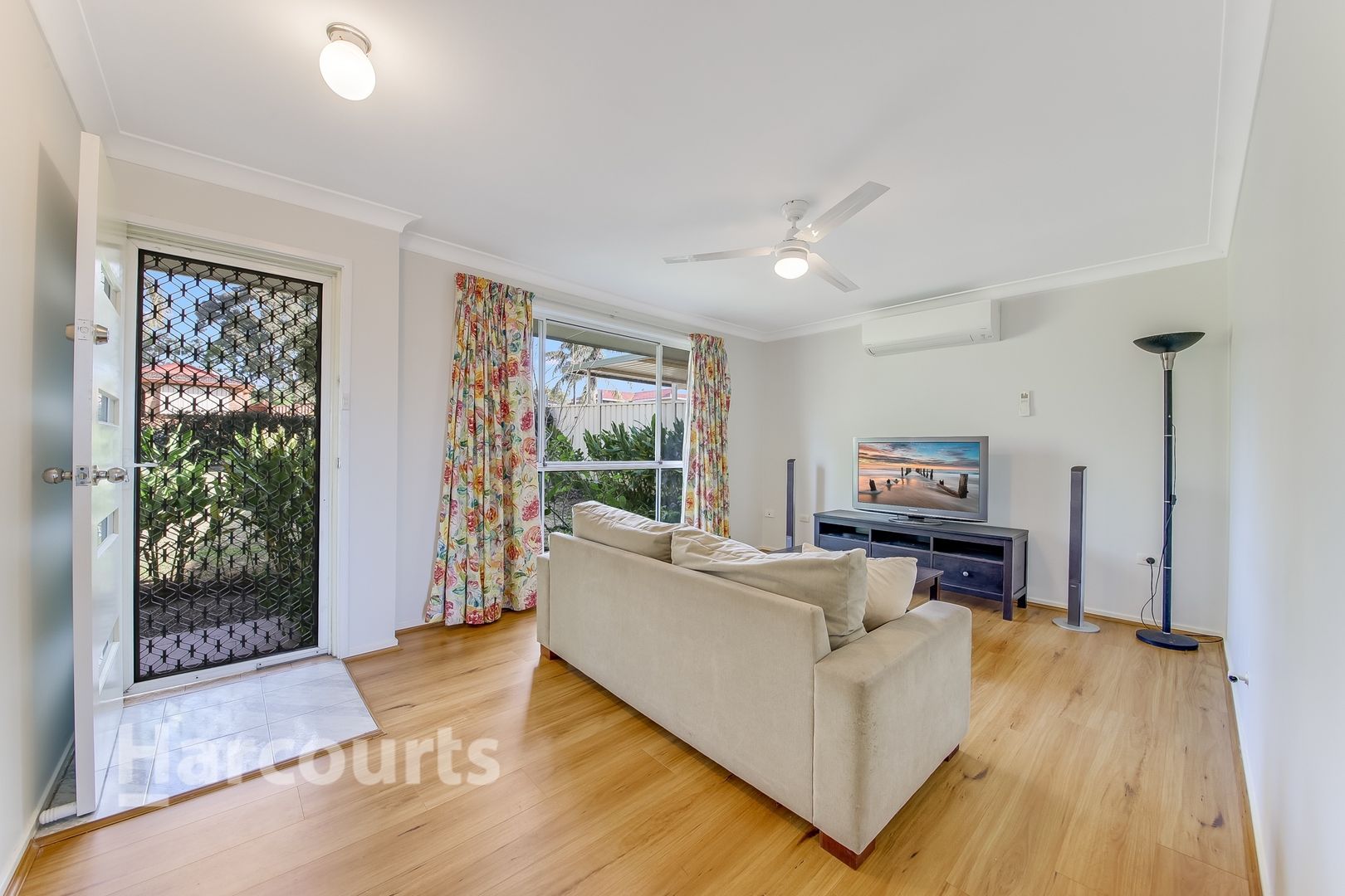 17 Griffiths Place, Eagle Vale NSW 2558, Image 1