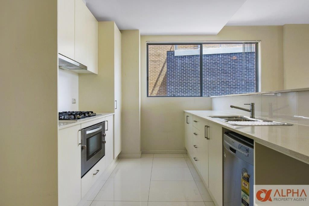 140/23-35 CRANE RD, Castle Hill NSW 2154, Image 2