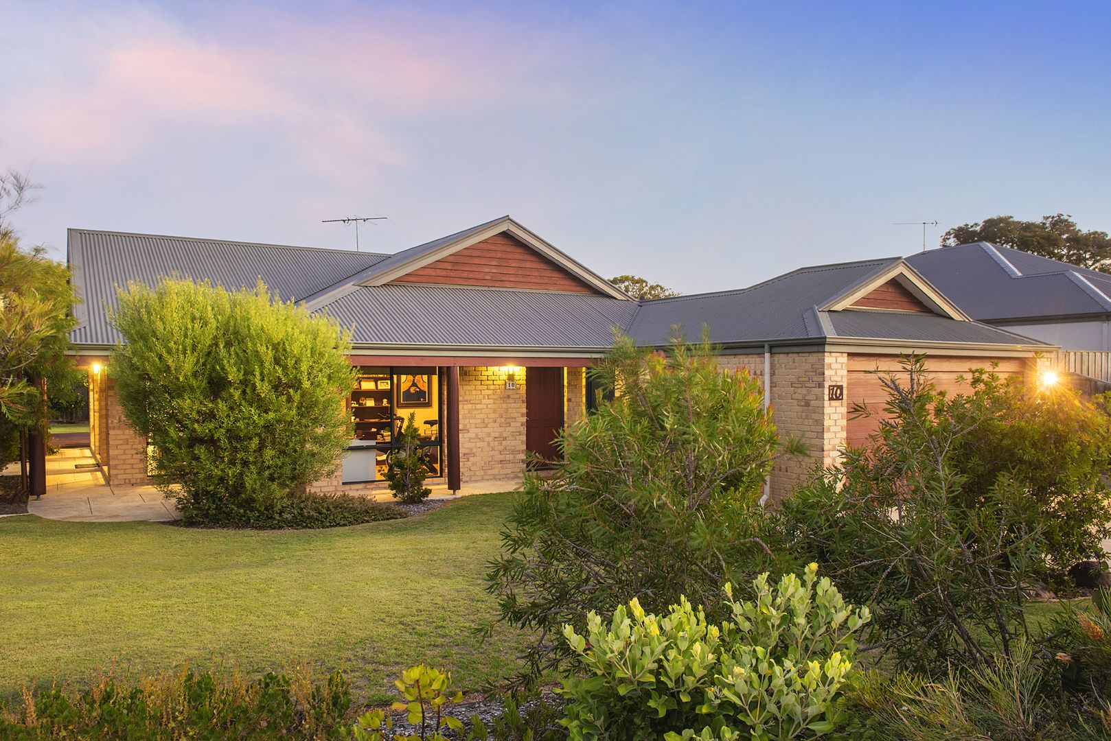 10 Duffy Place, Dunsborough WA 6281 | Domain