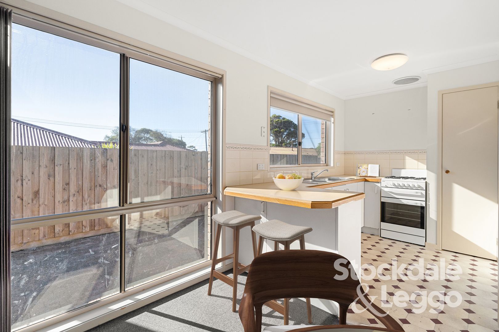 218 Eighth Avenue, Rosebud VIC 3939, Image 2