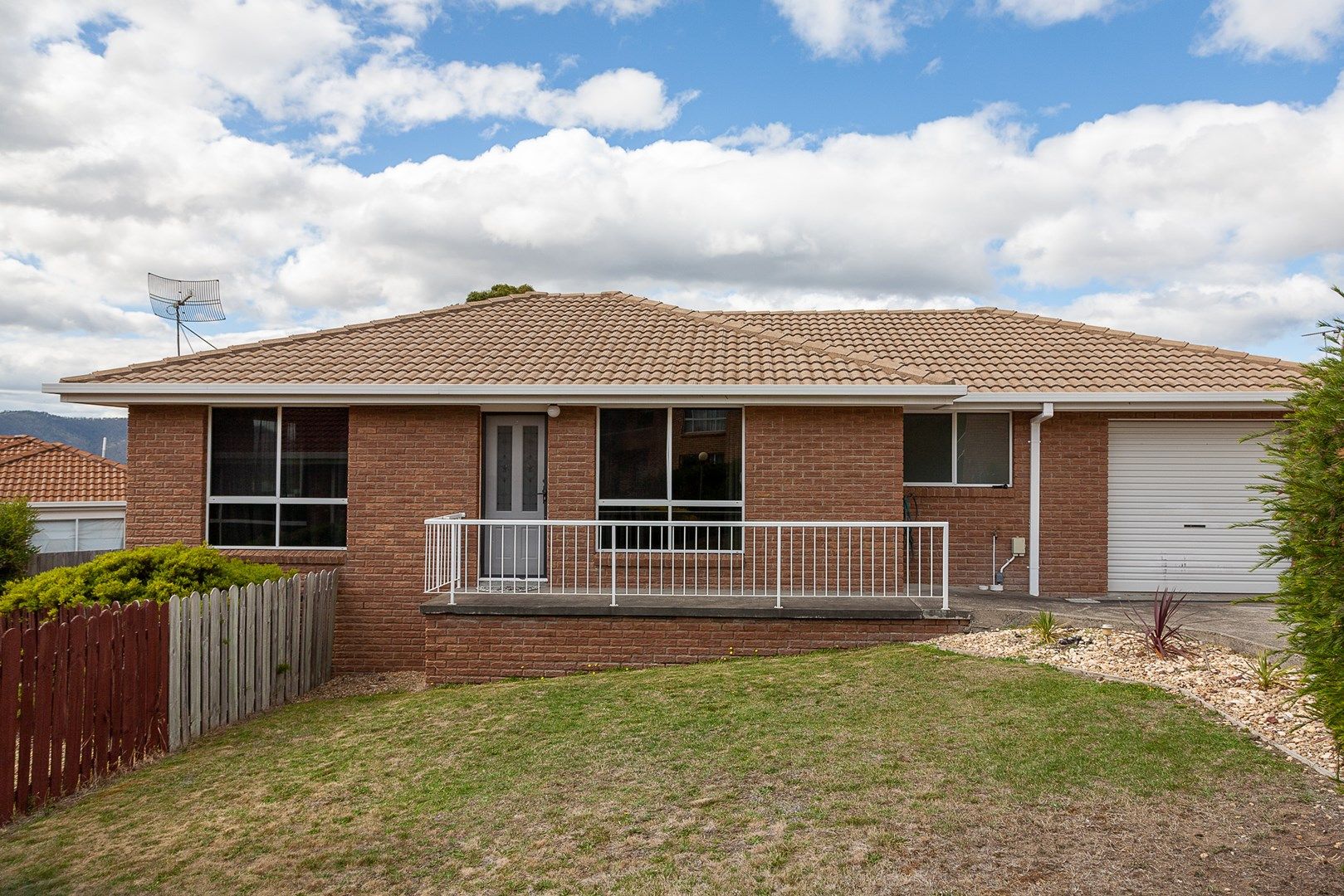 Villa 9/6 Peppo Court, Glenorchy TAS 7010, Image 0