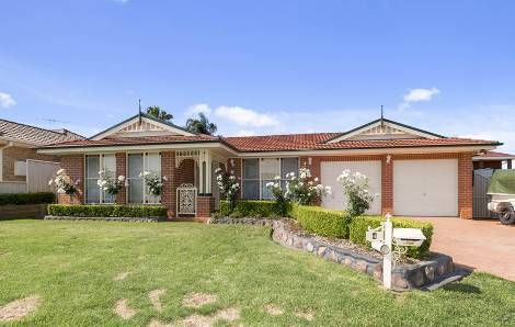 4 bedrooms House in 4 Coffs Harbour Avenue HOXTON PARK NSW, 2171