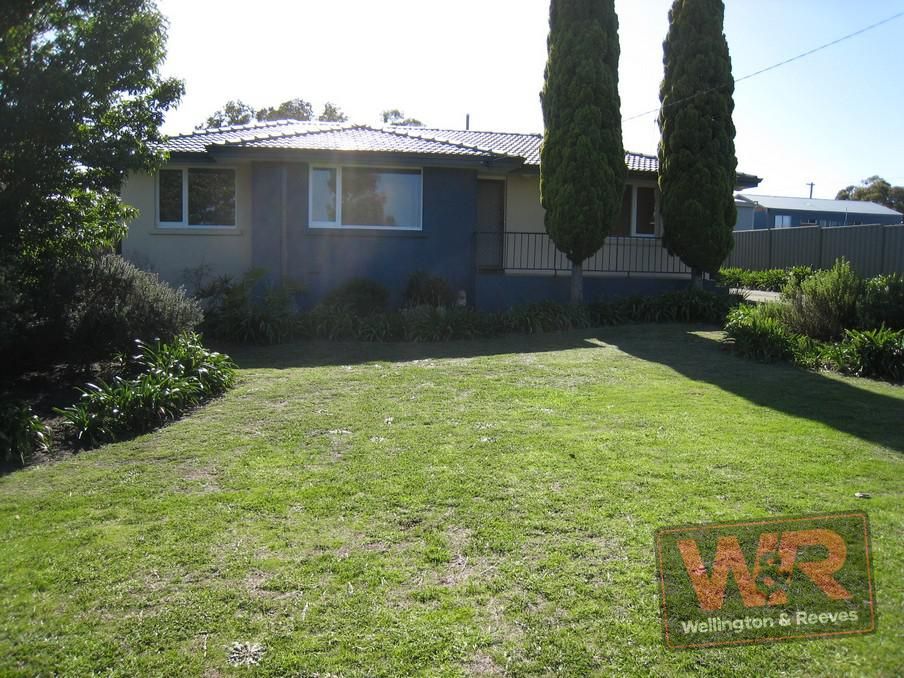 3 bedrooms House in 86 Hillman Street SPENCER PARK WA, 6330