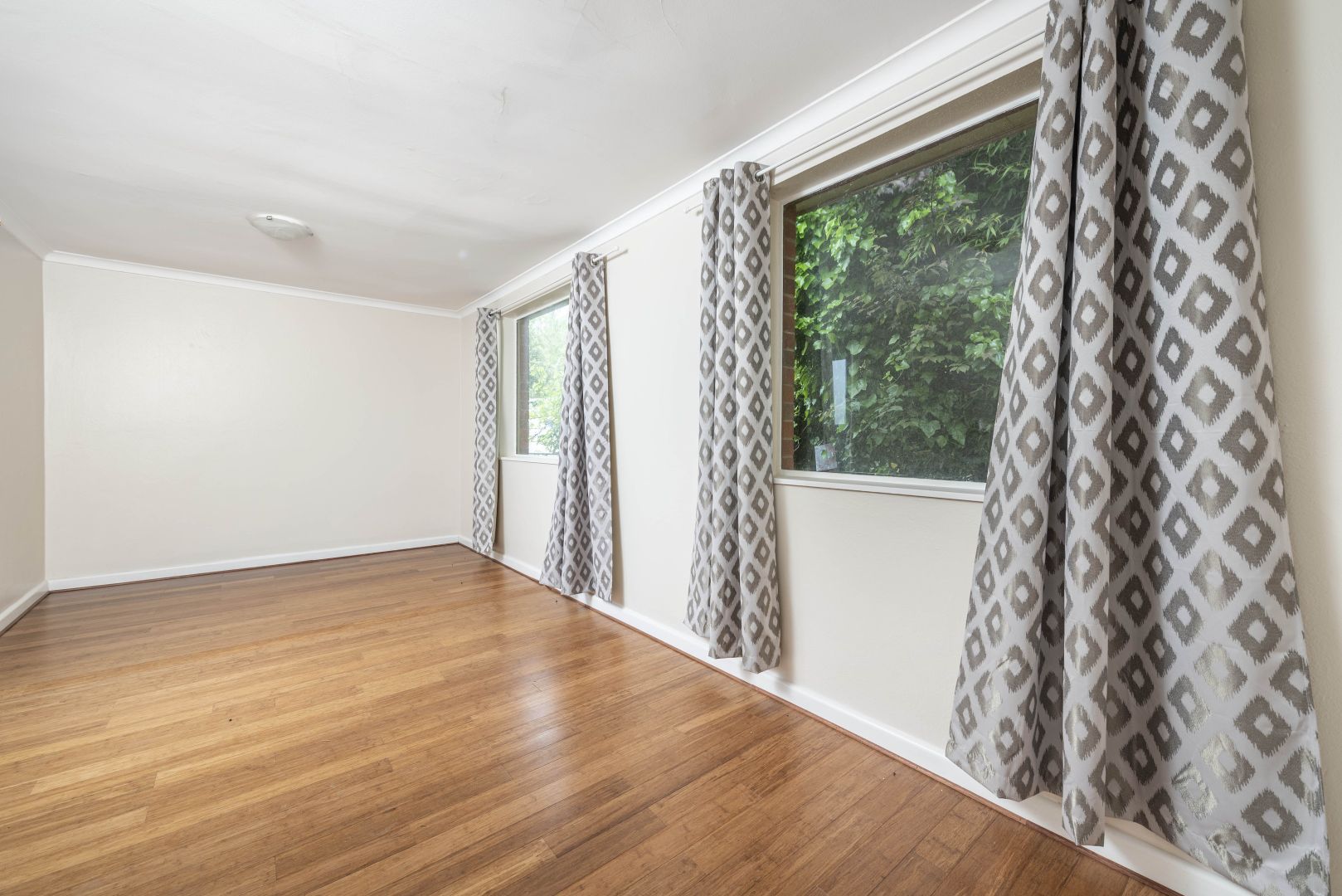 40 Green Street, Narrabundah ACT 2604, Image 2