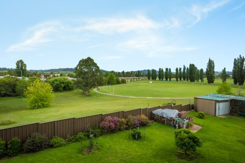 3 Parbery Crescent, Bega NSW 2550, Image 0