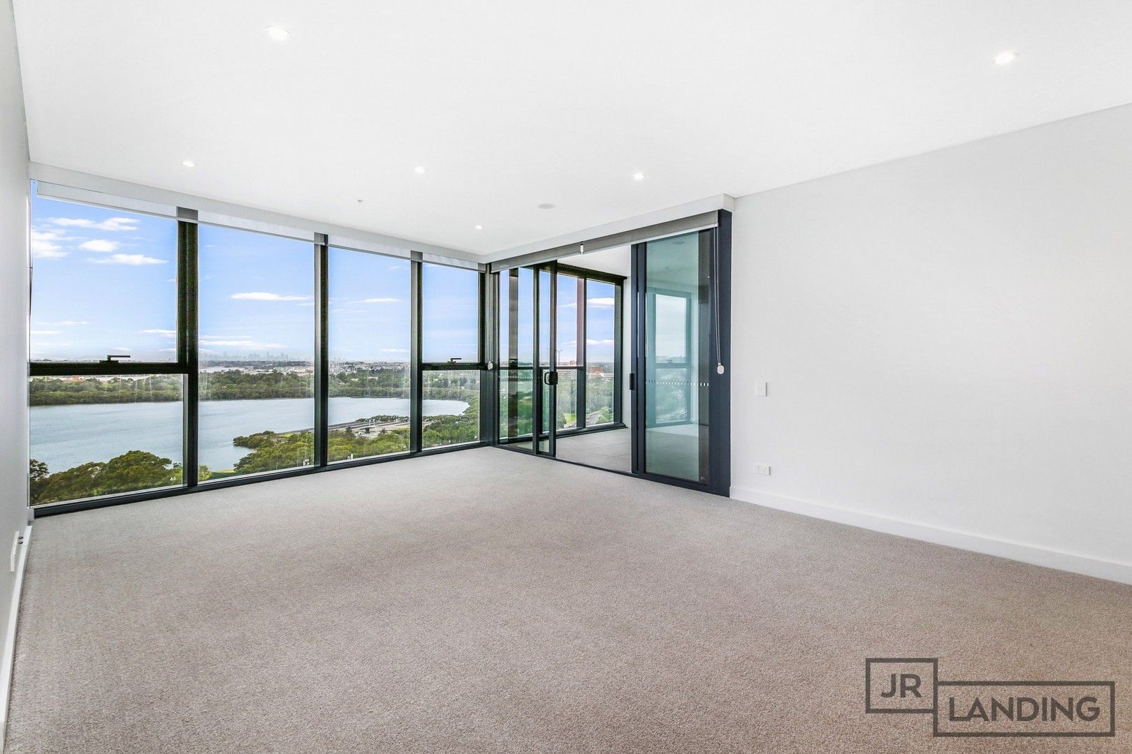 3 bedrooms Apartment / Unit / Flat in 1304A/8 Walker Street RHODES NSW, 2138