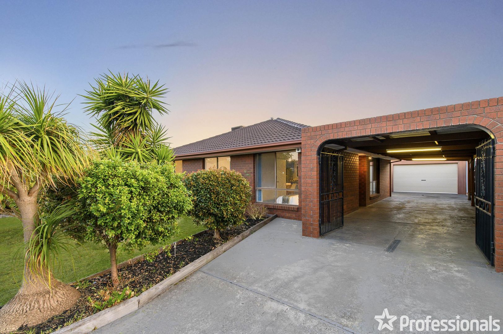 23 Kalyna Court, Delahey VIC 3037, Image 1