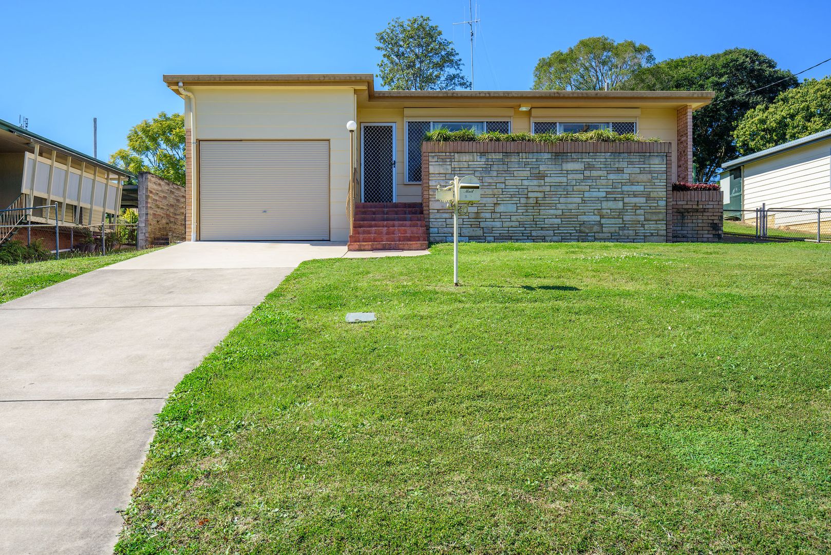 8 Beresford Crescent, Gympie QLD 4570
